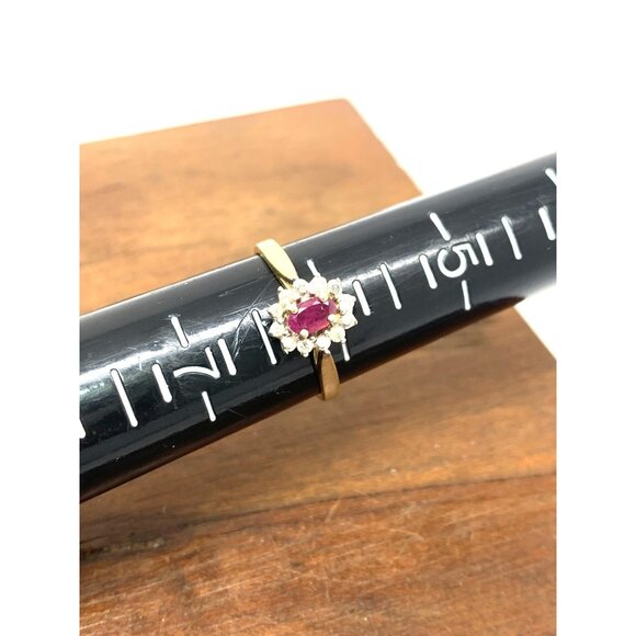 Red Gemstone Diamond Cocktail Ring 10k Yellow Gold Womens Estate Jewelry SZ 6.25 main image 8